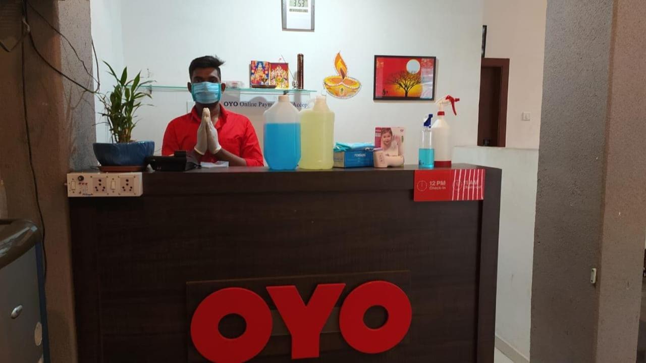 Oyo White Castle Heritage Near Pune Airport Exterior photo